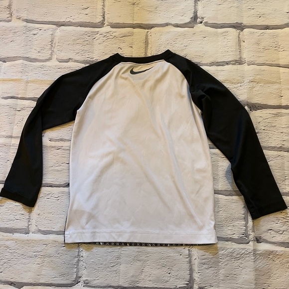 Boys active bundle sz M (8). - Picture 3 of 5